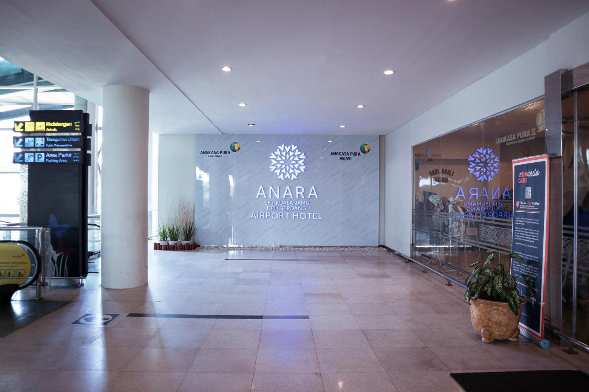 Anara Sky Kualanamu Hotel Medan Extérieur photo